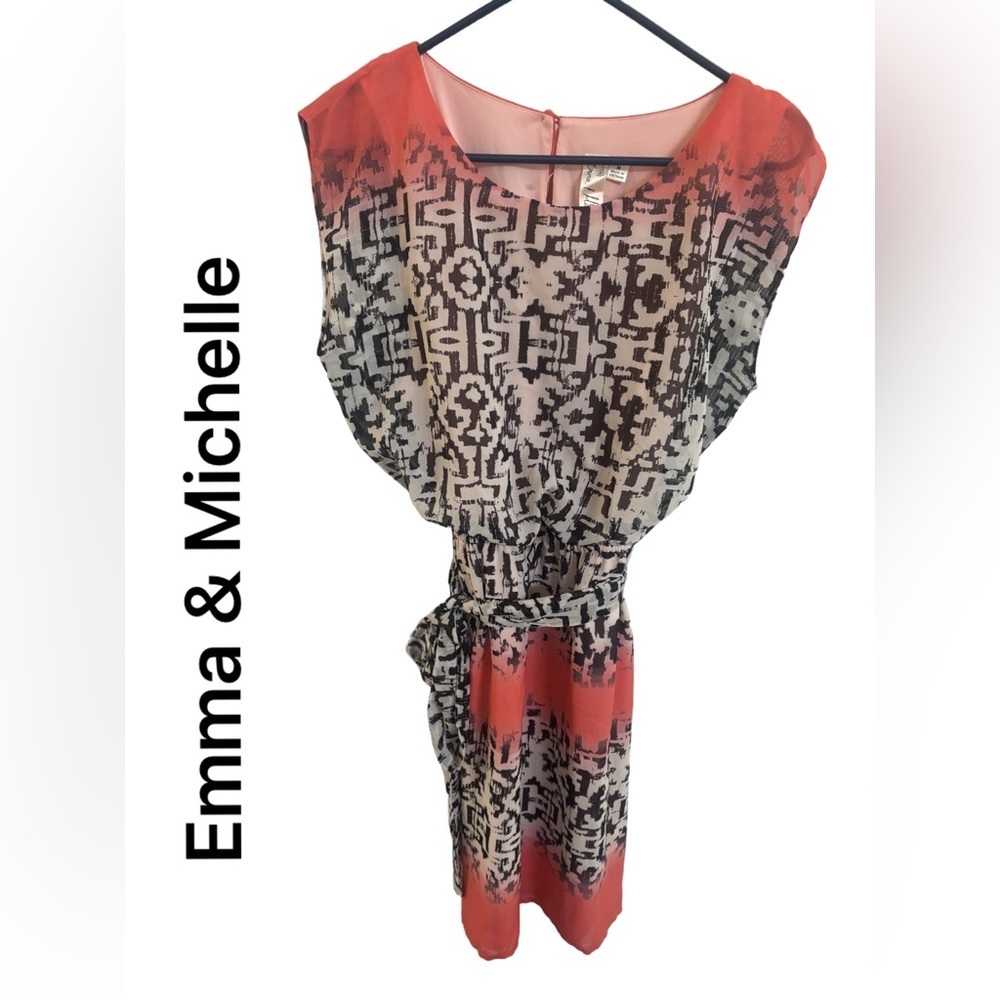 Emma & Michelle Patterned Sleeves Belted Dress Size M NWT - Picture 2 of 7